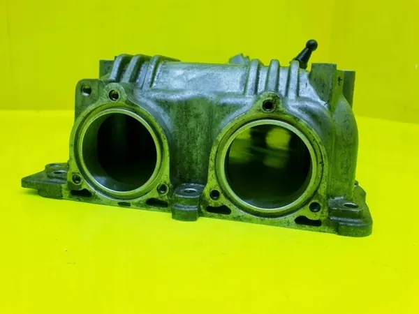 Maserati Ventiltäcke OEM 318085 - Höger Sida image 7
