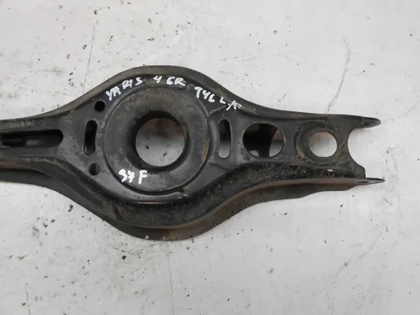 TOYOTA YARIS IV 4 Braccio di Controllo Posteriore Sinistro Destro 4873033160 image 3