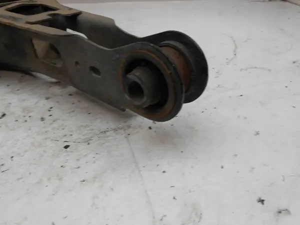 TOYOTA YARIS IV 4 Braccio di Controllo Posteriore Sinistro Destro 4873033160 image 7