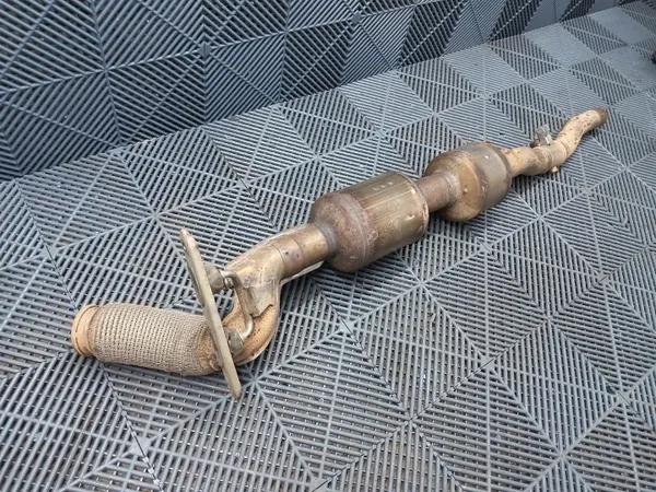 DPF/Catalyseur Skoda Karoq OEM 05L131701D image 5