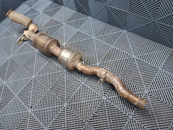 DPF/Catalyseur Skoda Karoq OEM 05L131701D image 8
