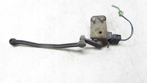 Framhöger nivåsensor Ford 8G9N-3C097-AA image 2