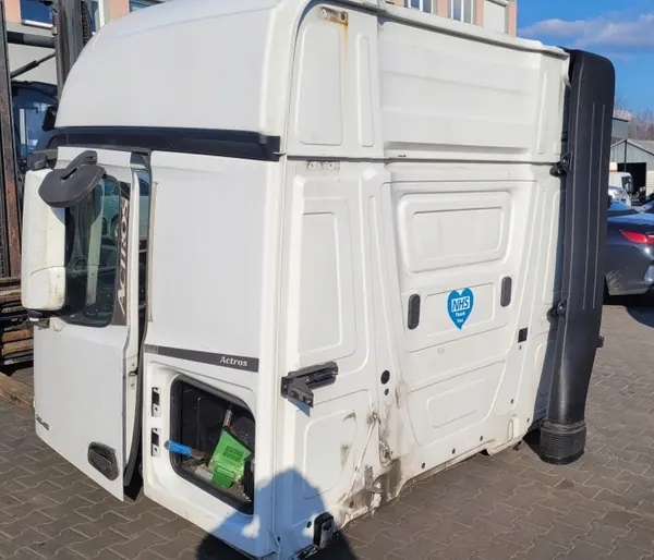Squelette de Cabine & Portes Mercedes-Benz OE - Occasion image 3