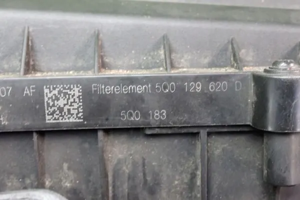 Filtro de ar OEM 5Q0129620D para VW Audi 2.0 TDI image 3