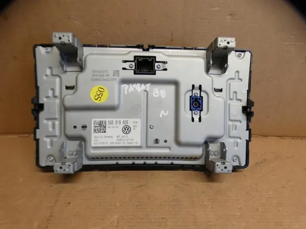 Écran de navigation OEM 5G6919605B pour VW Passat B8 image 4