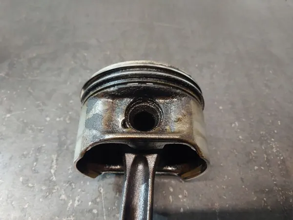 Piston avec Bielle OEM 11251437176 BMW image 3