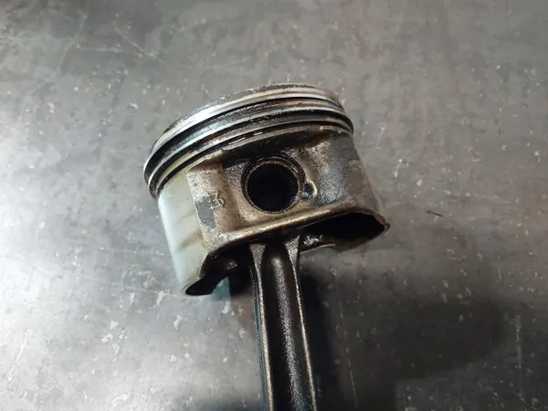 Piston avec Bielle OEM 11251437176 BMW image 8