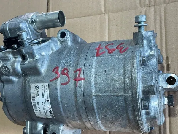 Compresor de aire acondicionado Mercedes W205 W213 Sprinter W177 A0008300301 image 3