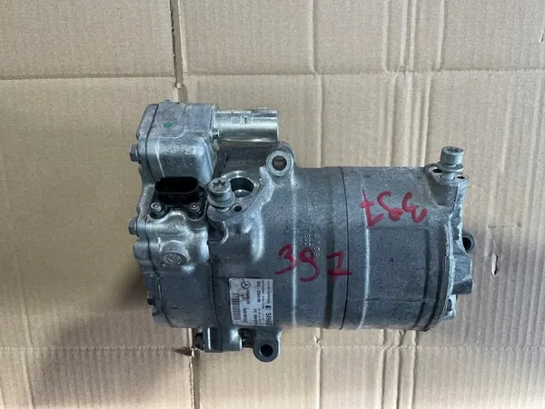 Compresor de aire acondicionado Mercedes W205 W213 Sprinter W177 A0008300301 image 4