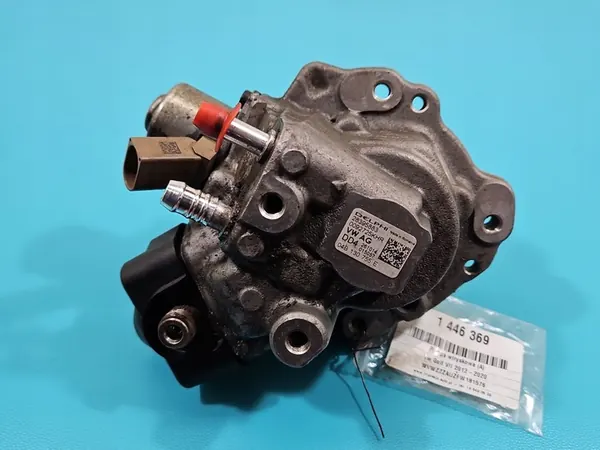 Einspritzpumpe VW Golf VII 1.6 TDI OEM 28395883 image 4