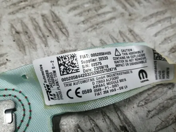 Fiat Tipo II vasen verho OEM 00520584420 image 3