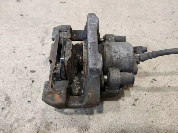 Conjunto discos e pinças travão BMW X5 E70 OEM 6868938 image 4