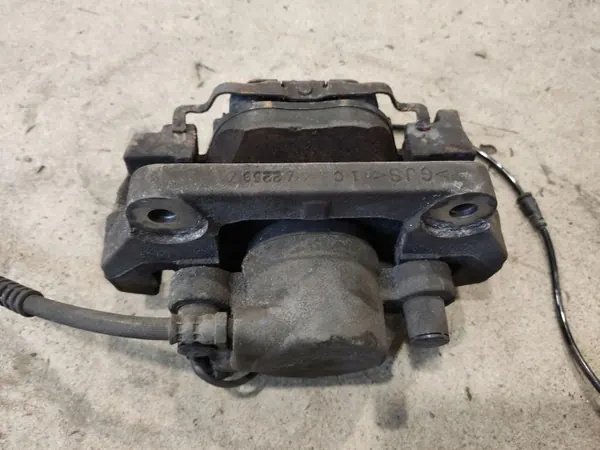 Conjunto discos e pinças travão BMW X5 E70 OEM 6868938 image 6