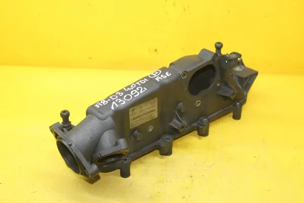 Coletor de admissão direito Audi A8 D3 4.0 TDI image 2