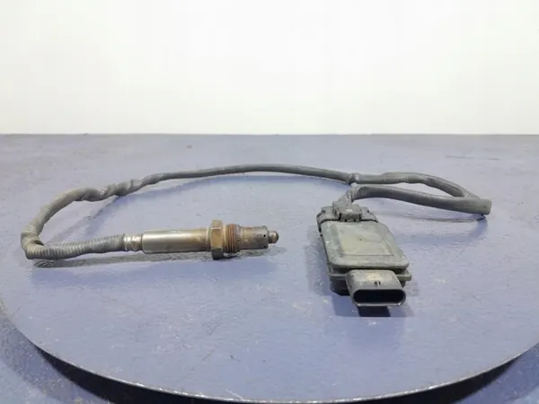 Sensor NOX OEM 8476455 para BMW X7 G07 3.0D 340CV image 2