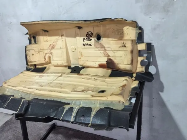 Tapis insonorisant coffre Audi E-Tron OEM 4KE864602 image 3