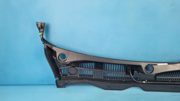 OEM 609002347AA etu-aluslevy Chery Omoda 5:lle image 6