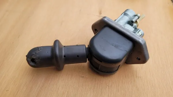 Parkeerremklep OEM 961723039 voor Volvo FH image 3