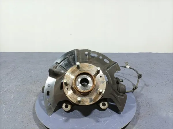 Kia Ceed III Lift 1.5 T-GDI Vorderachse Links Nabe OEM 51700G4CA0 image 2