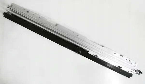 Rail guide droit toit panoramique OEM 541735113 image 2