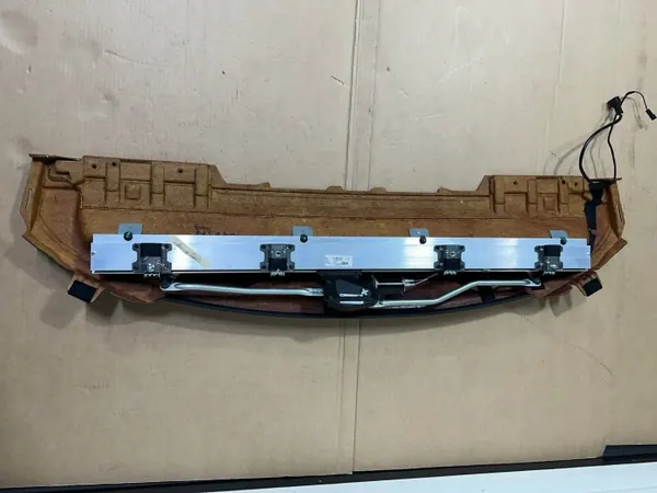 OEM A2168100120 Store & Étagère Arrière Mercedes CL image 10