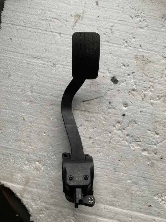 Potentiomètre de pédale d'accélérateur OEM 9654725380 image 2