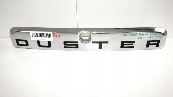 OEM 360166096 Moldura Puxador Portão Dacia Duster 12-17 image 2
