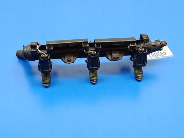 VW Polo 9N 1.2 Ruiskutusputki OEM 03E133320A image 2