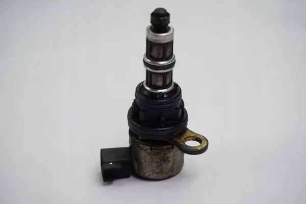 Solenoidiventtiili Chrysler OEM 6209563 - Käytetty image 2
