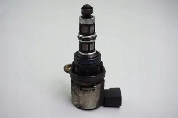 Solenoidiventtiili Chrysler OEM 6209563 - Käytetty image 4