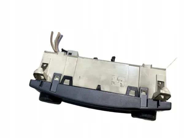 Renault Laguna II Climate Control Panel 8200264425-D image 3