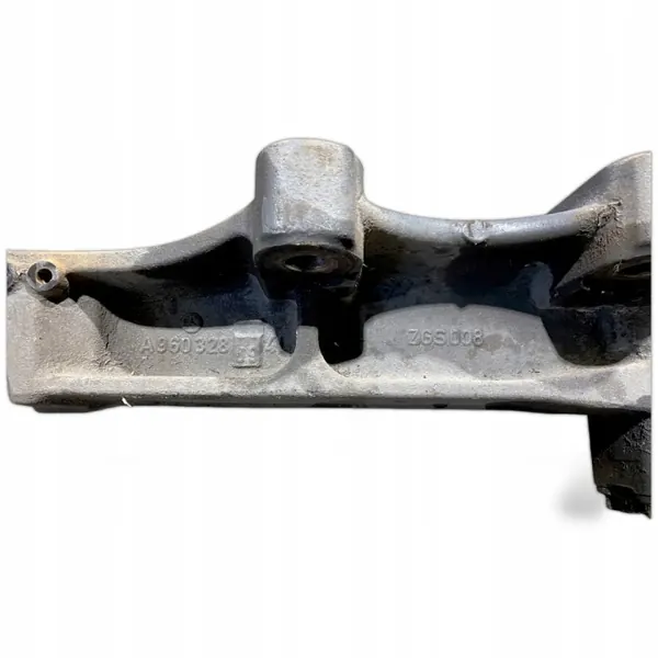 OEM A9603280941 Mercedes-Benz Veerbeugel image 5