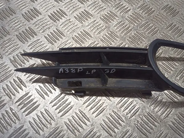 Rejilla de parachoques delantero izquierda Audi A3 1.6 MPI image 3