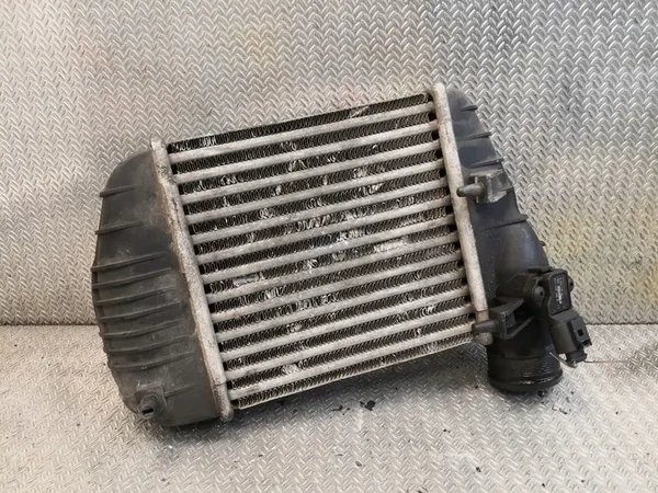 Intercooler Audi A6 S6 C6 4F image 3