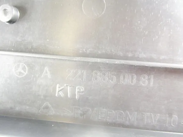 Placa de para-choque dianteiro para Mercedes W221 image 4