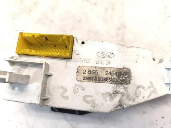 OEM 2M5T10D885EA Navigationsbildschirm für Ford Focus image 5