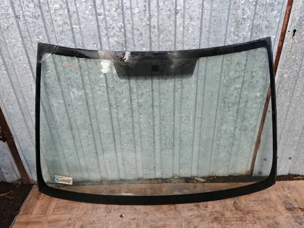 Pare-brise avant Toyota Corolla E12 pré-facelift OEM image 2