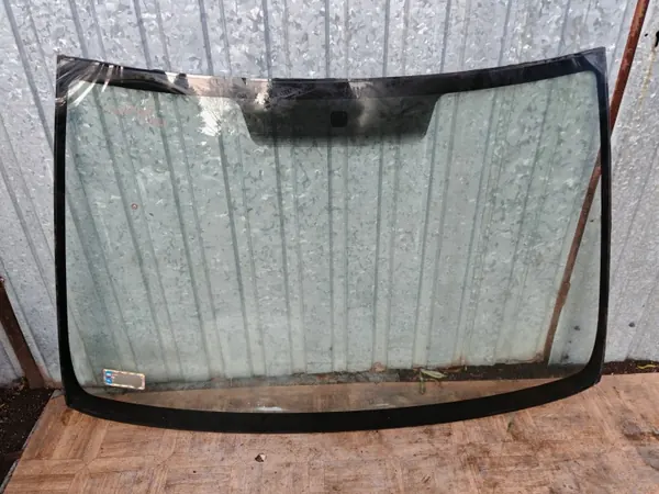 Pare-brise avant Toyota Corolla E12 pré-facelift OEM image 3