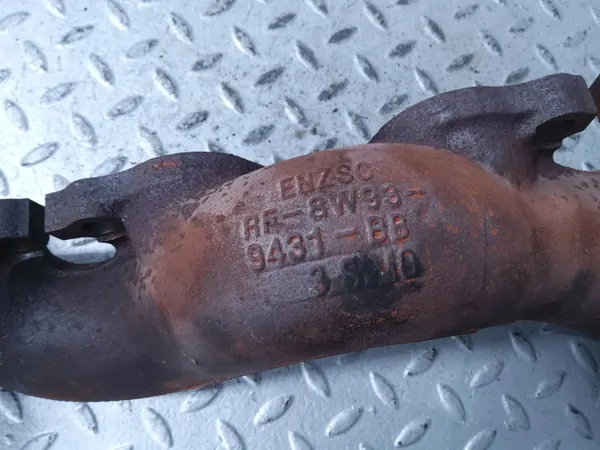 Colector de escape Jaguar OE 8W93-9431-BB usado image 7