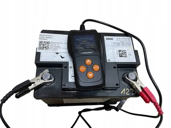 AGM-akku OEM 9878489 12V 60Ah BMW:lle image 5