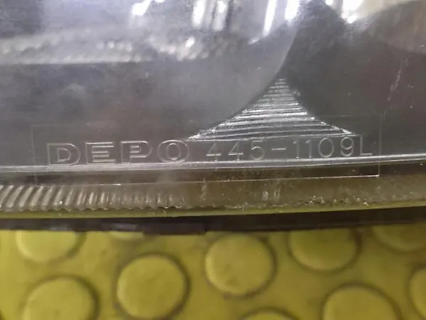Farol dianteiro esquerdo OEM FROST_3-139880-REFLEKTOR image 10