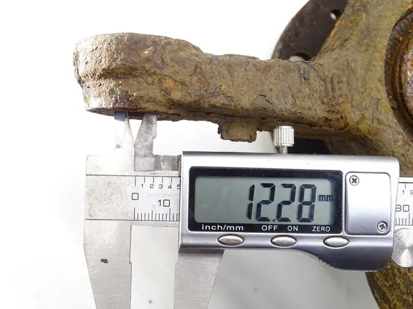 Mozzo di sterzo anteriore destro Audi A1 8X Skoda Rapid image 5