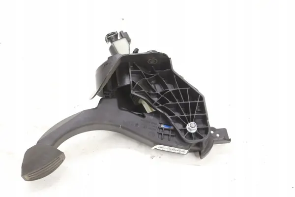 Opel Combo E koppelingspedaalpomp OEM 9820886080 image 2