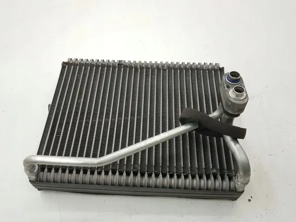 KIA Carens II 2009 A/C verwarmingskern OEM AMD162785 image 7
