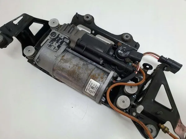 Compressore sospensione Audi A8 D4 4H0616005C 4H0616005D image 2