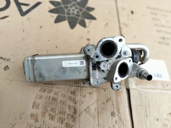 Refroidisseur EGR OEM 147355889R pour Renault Master III/IV image 3