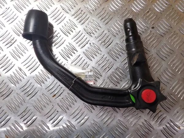 Gancho de reboque Audi A5 B8 OEM 8T0800495 - Usado image 2