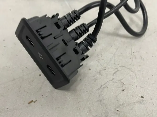 OEM A2978202801 Audioanslutning för Mercedes EQS 580 image 3
