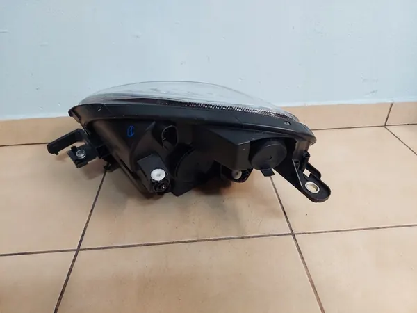 Farol Direito FIAT 500L image 2