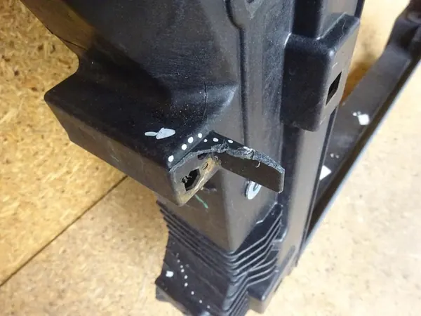 Volkswagen Frontverstärkung 7N0805588B image 4